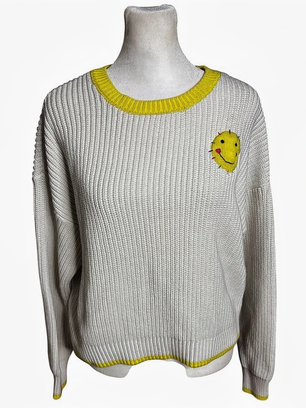 XO by Kerri Rosenthal Smiley Crewneck Sweater in White & Yellow Large Like New